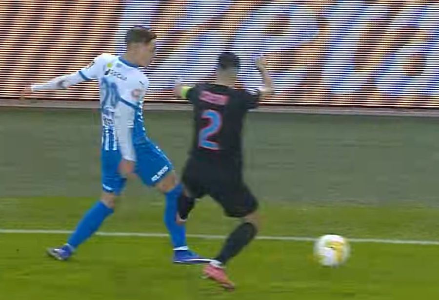 Faultul comis de Crețu asupra lui Băsceanu, foto: captură Prima Sport 1 A dat-o la întors!