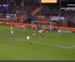 Dennis Man, gol în FC Volendam - PSV // FOTO: captură Prima Sport