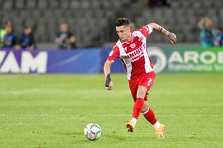 Incredibil cu cine a semnat Steliano Filip, ajuns la 31 de ani