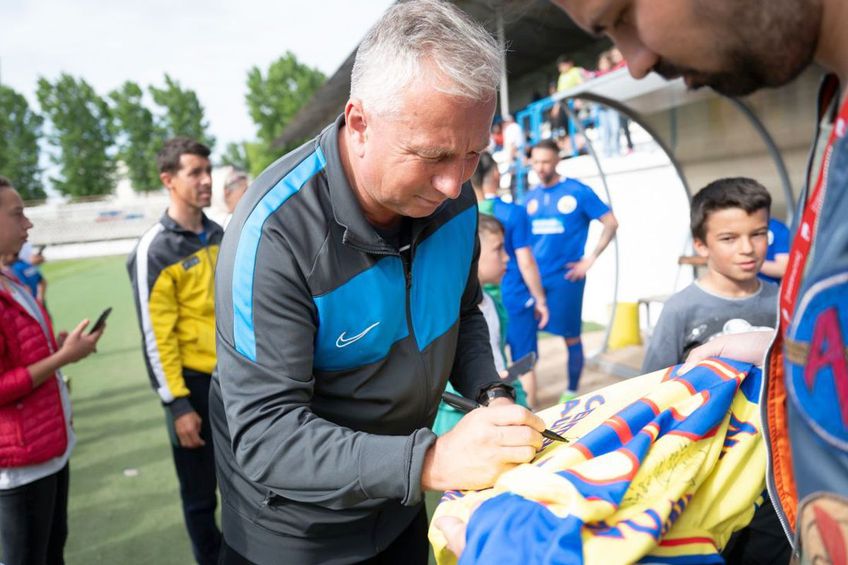 Pentru Dan Petrescu, regulile nu erau negociabile în anii petrecuți la Urziceni/ FOTO: Arhivă Gazeta Sporturilor
