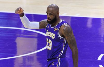 La 41 de ani, LeBron James a depășit un record care stătea în picioare de peste două decenii