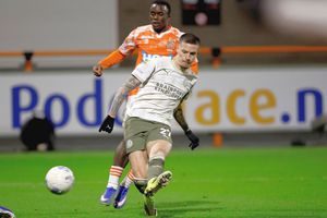 Rezerva Dennis Man, încă un gol pentru PSV, în ȘOCUL de la Volendam