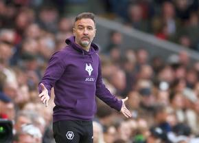 Nottingham a bătut palma cu al patrulea antrenor din acest sezon