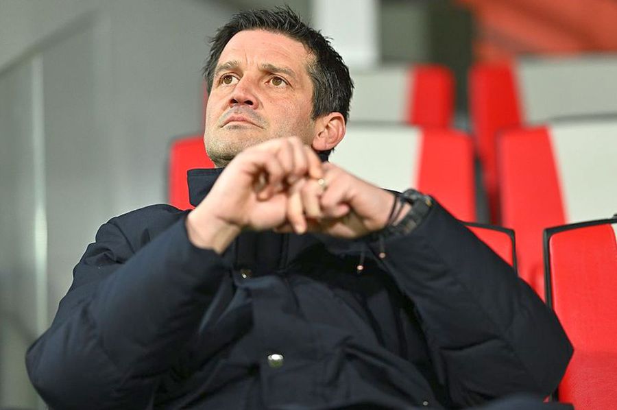 La mulți ani și puncte, Chivu!