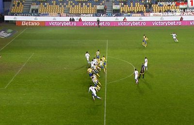 Fază de neînțeles în Petrolul - Argeș » Radu Petrescu a anulat golul și a început haosul: explicație aiuritoare