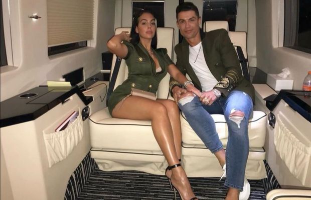 Așa să tot stai în carantină! Cristiano Ronaldo s-a autoizolat alături de iubita sa într-o vilă spectaculoasă