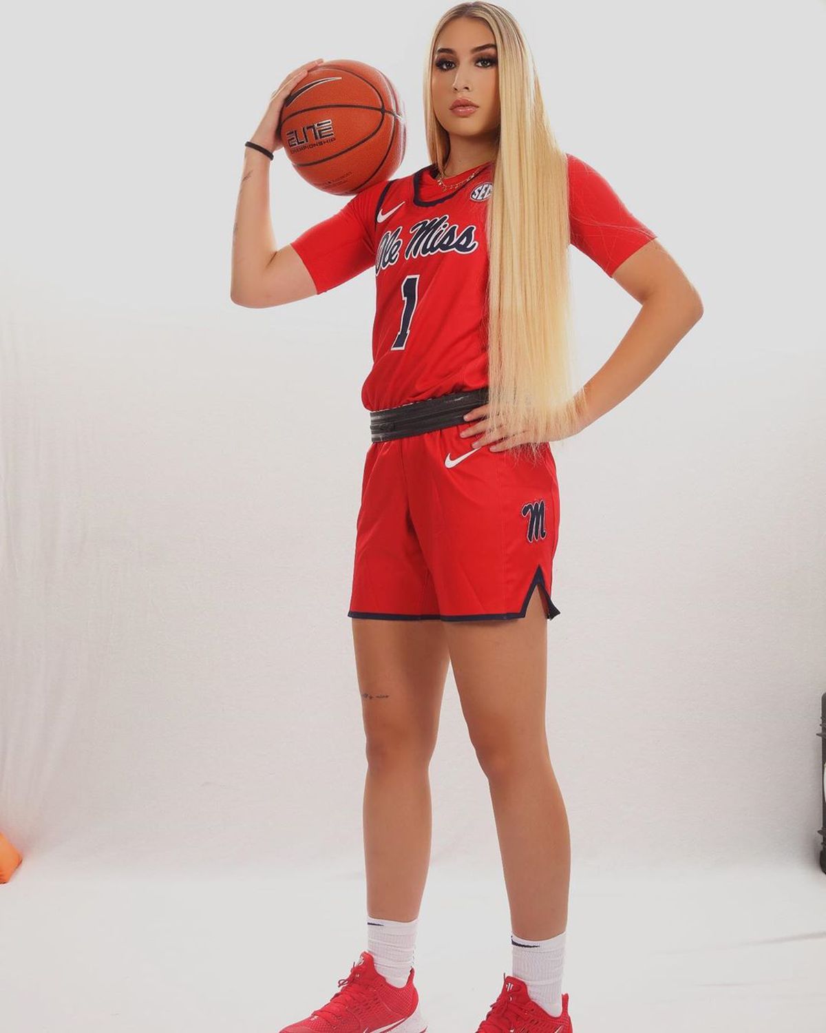 GALERIE FOTO Aniversare în familia impresarului Anamaria Prodan! Imaginile postate de ziua fiicei Sarah