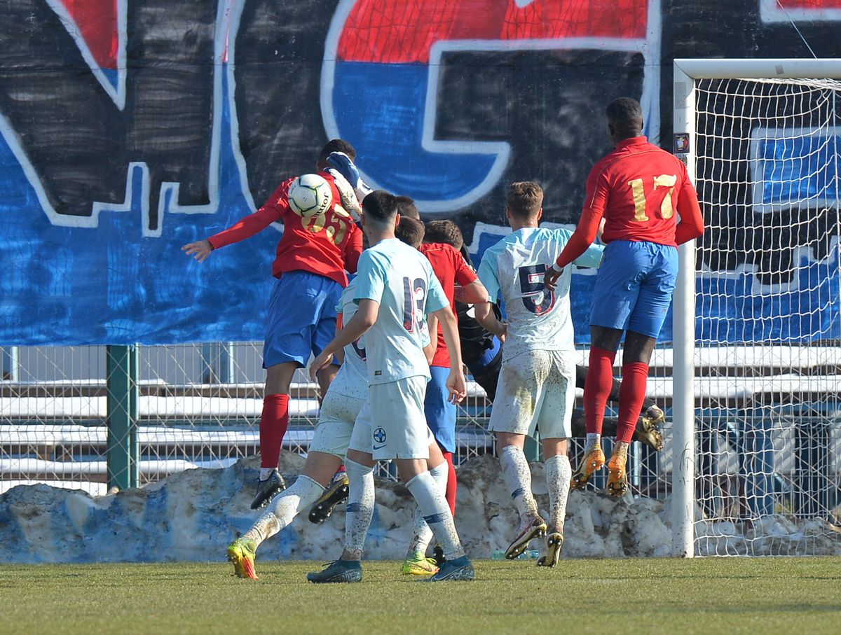 CSA Steaua București - FCSB 2 1-1 » Vezi VIDEO cu golurile. Echipa de gală a lui Becali, egalată în prelungiri