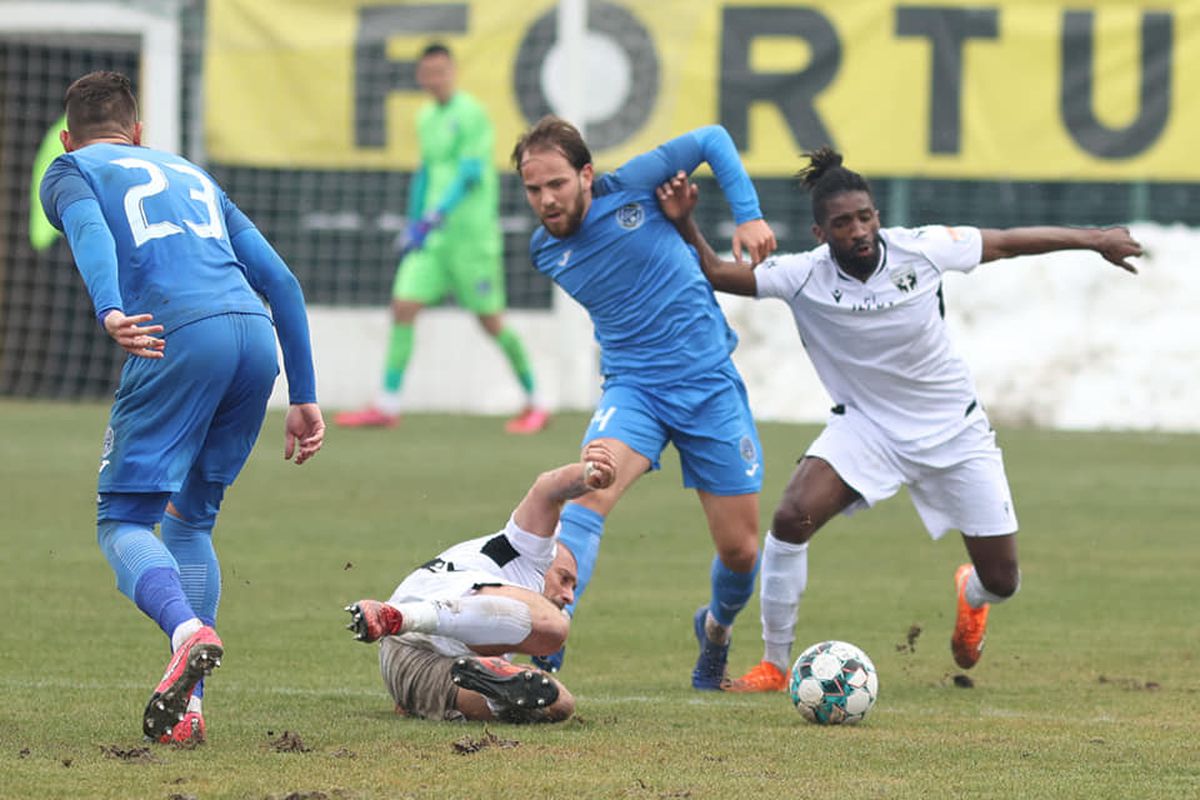 FOTO ACADEMICA CLINCENI - FC VOLUNTARI 13.03.2021
