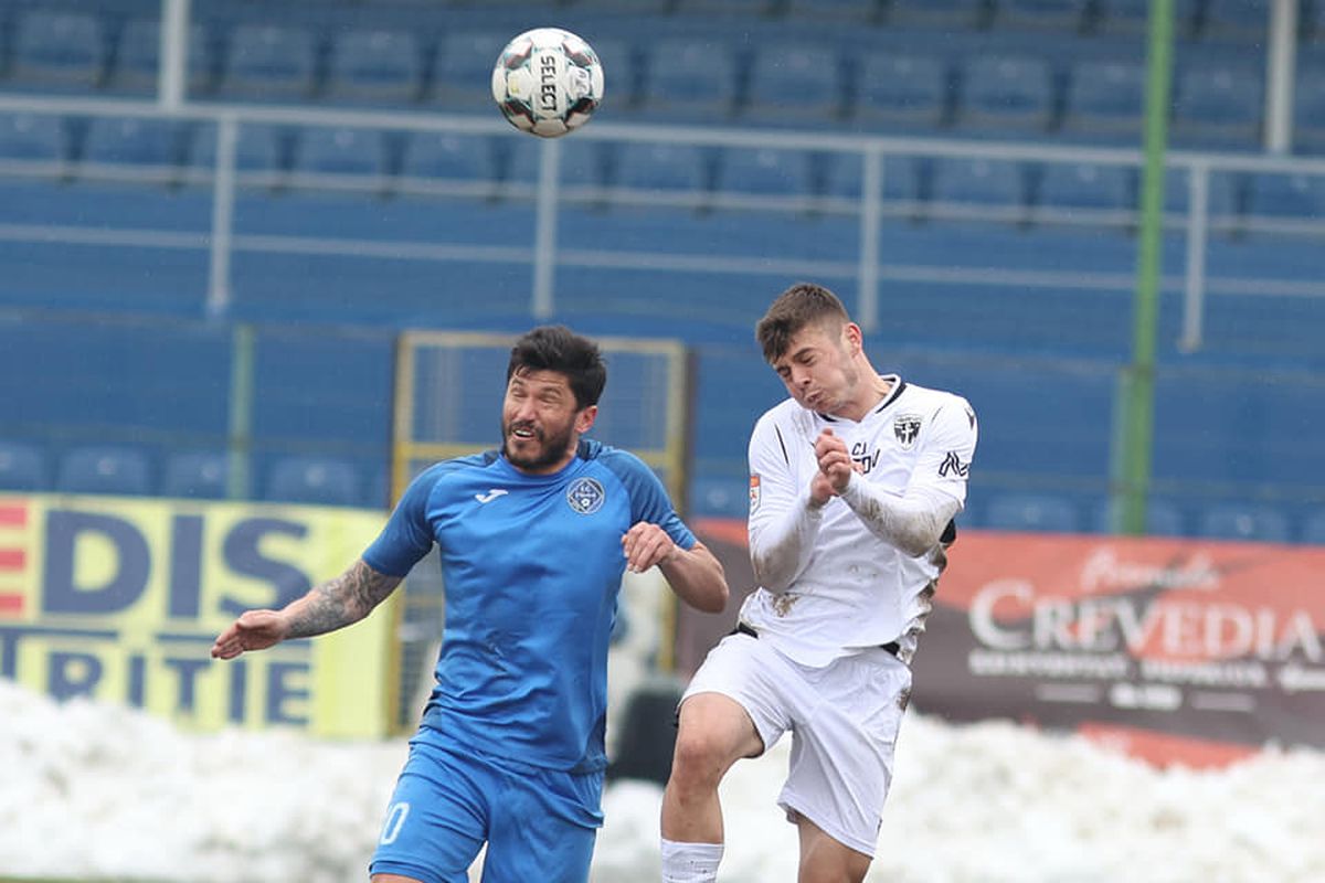 ACADEMICA CLINCENI - FC VOLUNTARI 0-1. VIDEO Surpriză în derby-ul Ilfovului! Echipa lui Poenaru, pas greșit în lupta pentru play-off