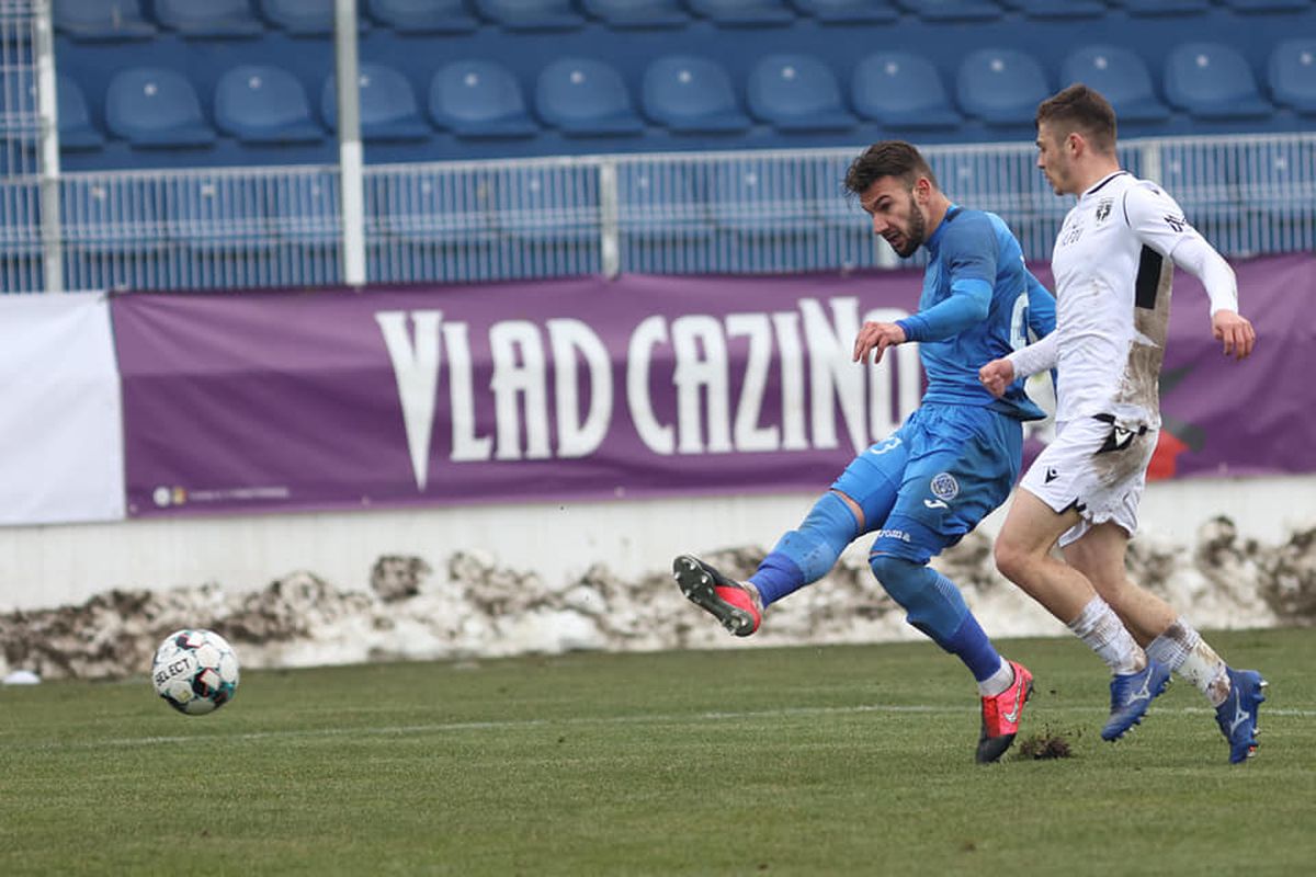 ACADEMICA CLINCENI - FC VOLUNTARI 0-1. VIDEO Surpriză în derby-ul Ilfovului! Echipa lui Poenaru, pas greșit în lupta pentru play-off