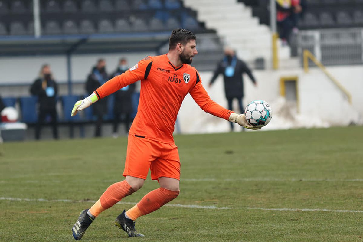 ACADEMICA CLINCENI - FC VOLUNTARI 0-1. VIDEO Surpriză în derby-ul Ilfovului! Echipa lui Poenaru, pas greșit în lupta pentru play-off