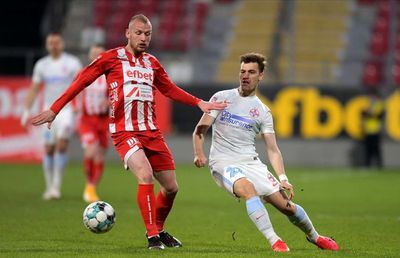 Autocritică din partea fotbaliștilor lui FCSB: „Suntem echipa de pe primul loc, trebuie să tratăm meciurile altfel”