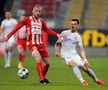 Darius Olaru, în dreapta, în UTA - FCSB