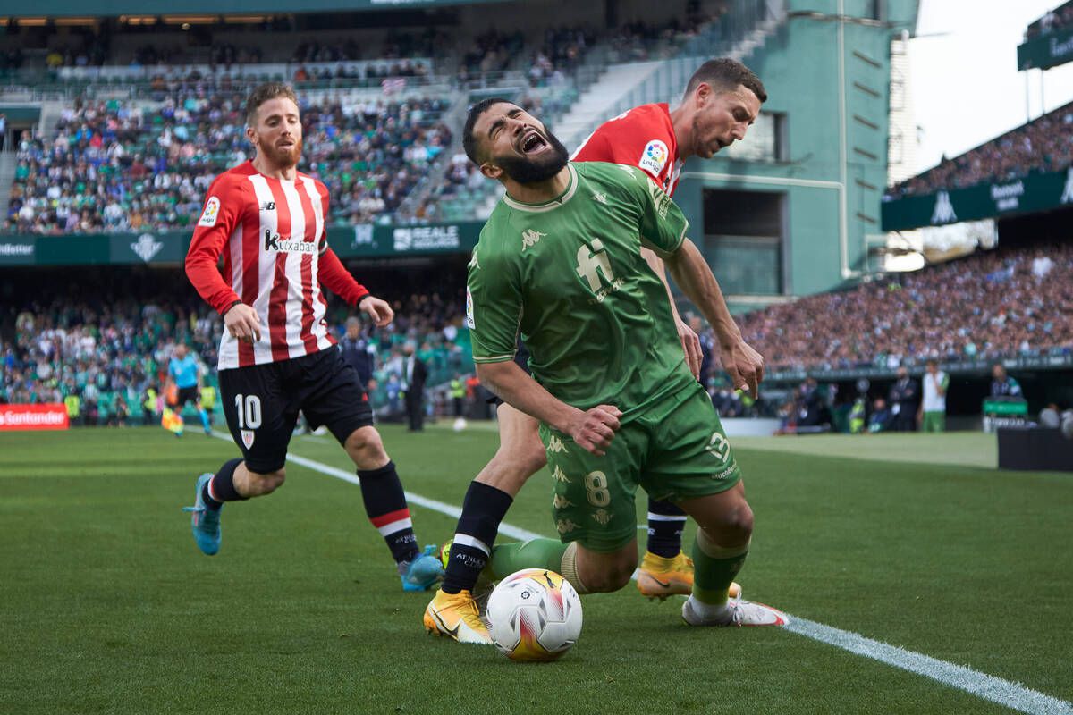 Nabil Fekir și-a pierdut cumpătul în meciul cu Bilbao » Francezul și-a lovit dur un adversar și a văzut roșu direct