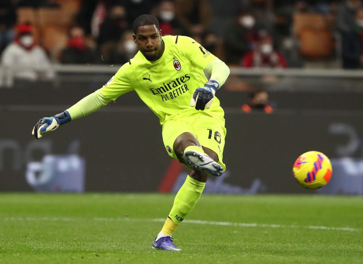 AC Milan - Empoli. Portarul Mike Maignan, implicat la faza golului