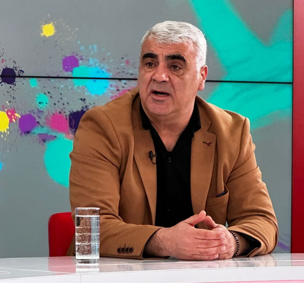 Gigi Becali, enervat de Leo Strizu, după atacurile acestuia la adresa lui MM: „Mi-e milă de el. Eu i-am lăsat 1.800 de euro cadou și el spune numai tâmpenii!”