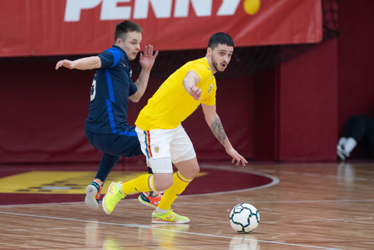 Cum arată futsalul din România, unde suntem aproape de Campionatul Mondial: „Avem numai studenți în echipă, le dăm câteva sute de lei pe meci”