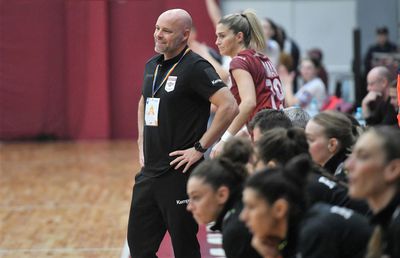 „La început suntem cu toții puțin emoționați!” » Impresiile lui Kim Rasmussen la prima victorie pe banca Rapidului