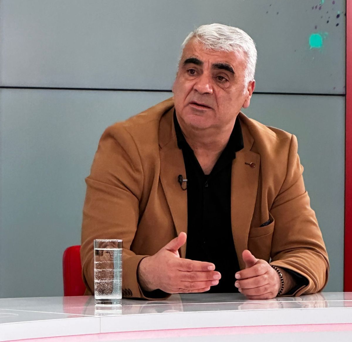 Leo Strizu, fostul antrenor de la FCSB, dezvăluiri la GSP Live: „Mihai Stoica nu m-a prezentat în fața echipei. Nici cu cel mai mare dușman al meu nu aș fi procedat așa”