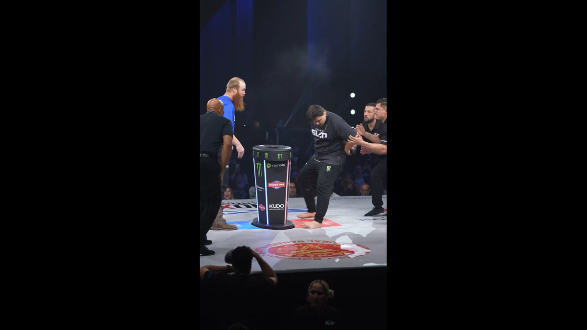 Imagini brutale. KO după o palmă la Power Slap