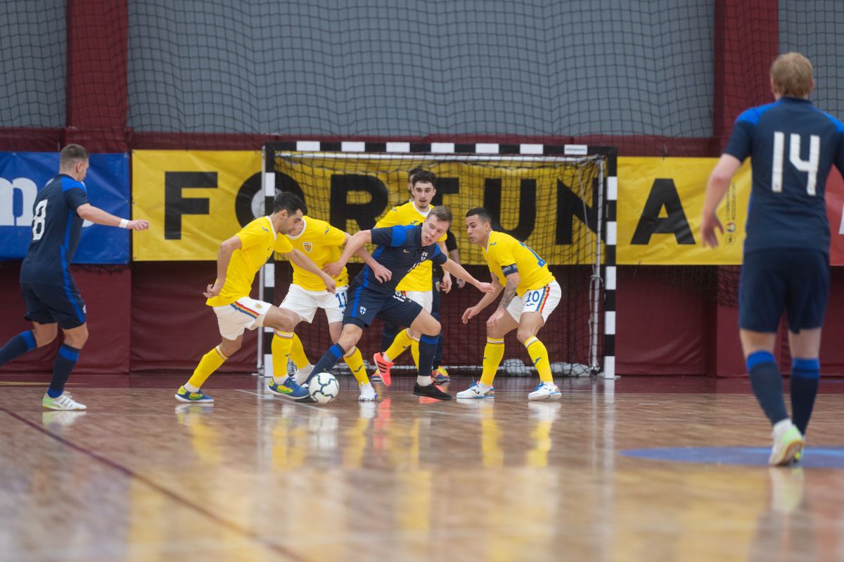 Cum arată futsalul din România, unde suntem aproape de Campionatul Mondial: „Avem numai studenți în echipă, le dăm câteva sute de lei pe meci”