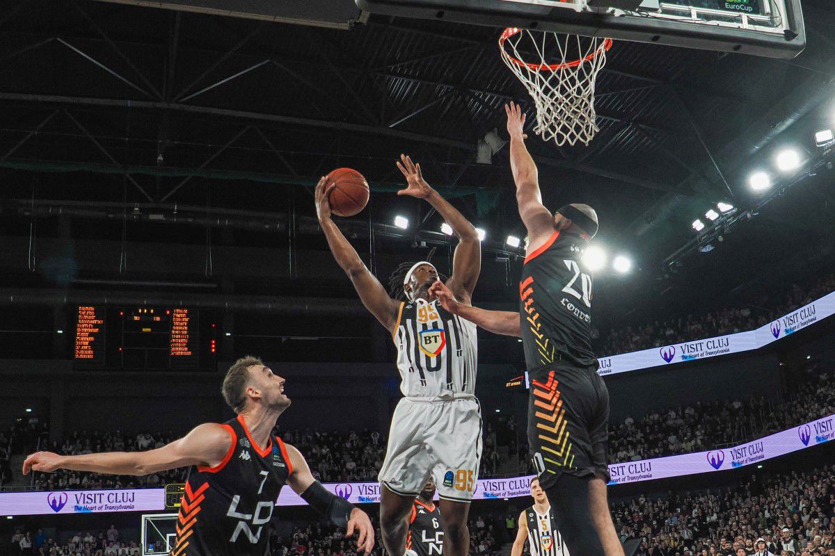 „La nivel de Partizan și Steaua Roșie” » Americanul a făcut o plecăciune în fața publicului U-BT: „Printre cele mai subestimate atmosfere din LUME!”