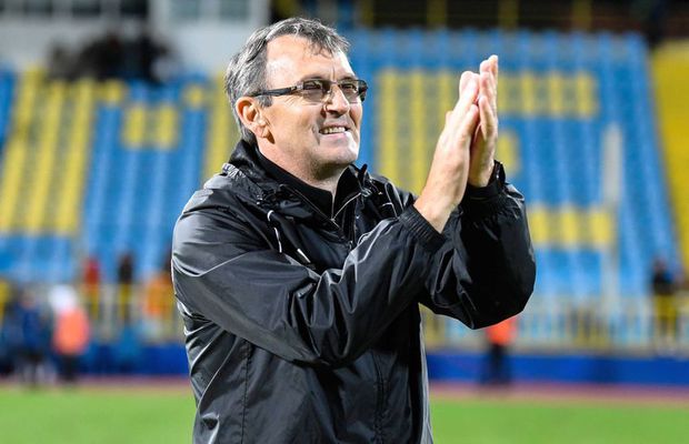 Clauza uriașă, ultima piedică în numirea noului antrenor la Petrolul + Noul staff tehnic pregătit să salveze clubul de la retrogradare