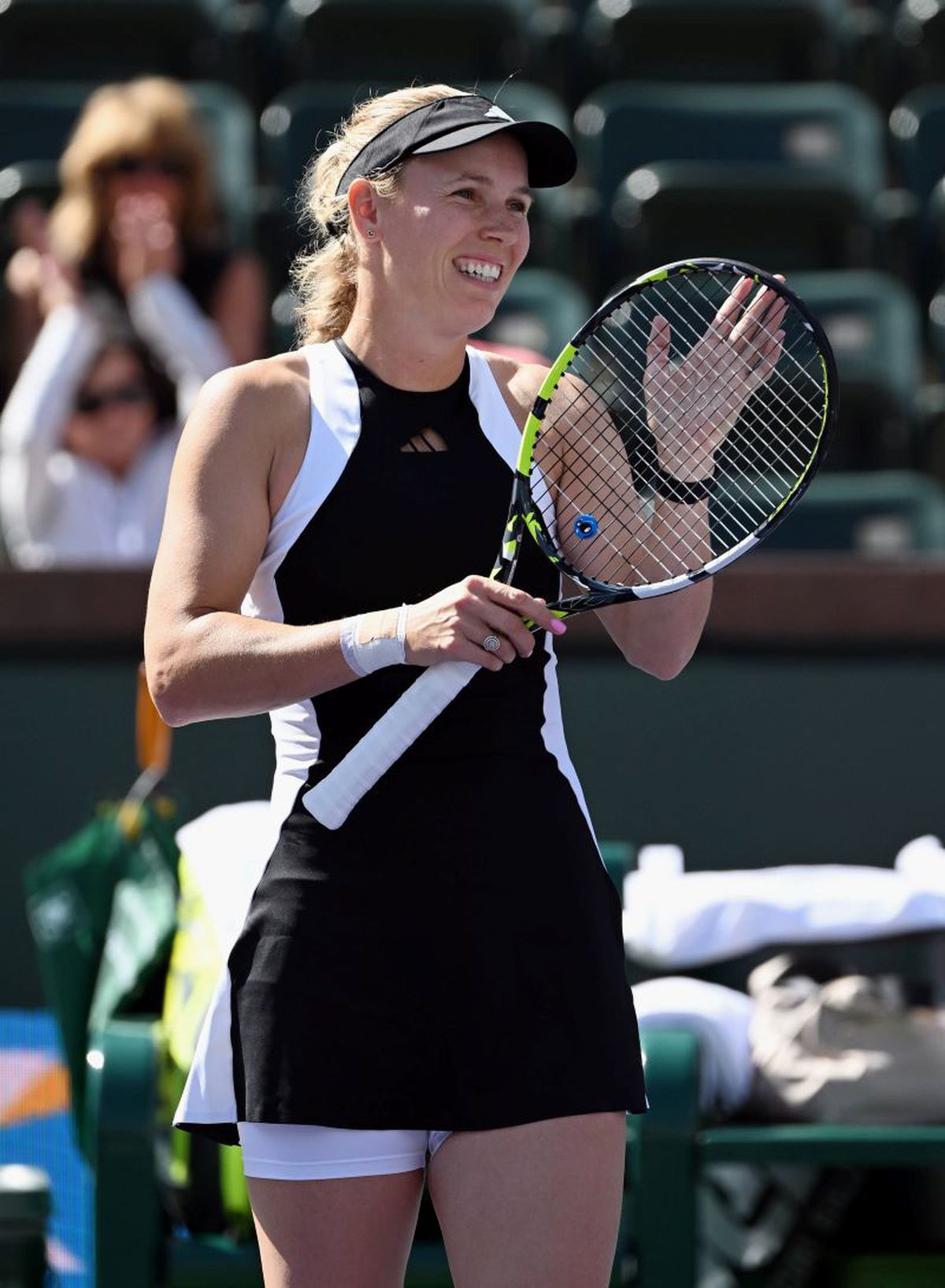 Wozniacki a câștigat duelul mamelor contra lui Kerber la Indian Wells și și-a fixat o întâlnire a generațiilor cu Iga Swiatek » Daneza s-a apropiat de Simona Halep într-un clasament inedit