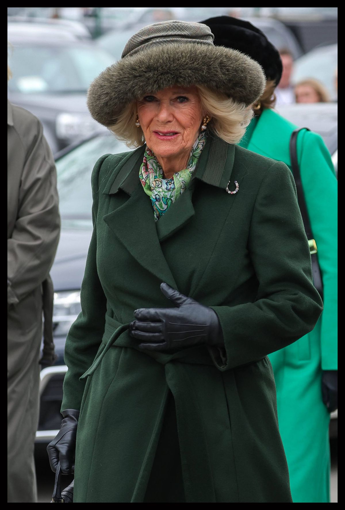 Mesajul secret afișat de Regină pe ținuta ei » Cum a apărut la evenimentul sportiv al momentului din Marea Britanie