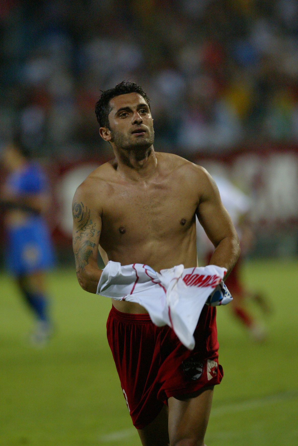 Cel mai cunoscut executant de lovituri libere din România, interzis pe viață la procedeul care l-a făcut maestru: „Mă uit cu jind”. Decizie extremă!