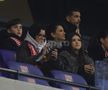 Fiica-fotomodel a lui Elias Charalambous a atras atenția în tribune la Lyon - FCSB