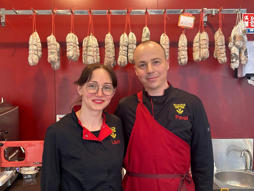 Laura și Pavel, proprietarii măcelăriei de lângă Lyon / FOTO: Ionuț Iordache (GSP)