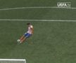 UEFA a publicat DOVADA VIDEO: Julian Alvarez a atins mingea cu ambele picioare!
