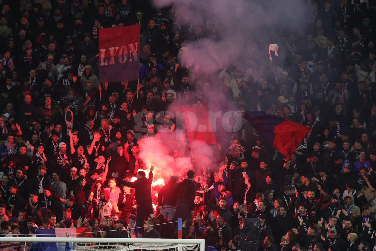 Nu s-a văzut la TV! Au început să cânte imnul național chiar în timpul meciului Lyon - FCSB! Scutierii au avut de furcă + cum se vinde berea pe stadion în Franța