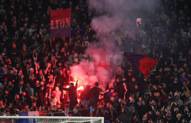 Nu s-a văzut la TV! Au început să cânte imnul național chiar în timpul meciului Lyon - FCSB! Scutierii au avut de furcă + cum se vinde berea pe stadion în Franța
