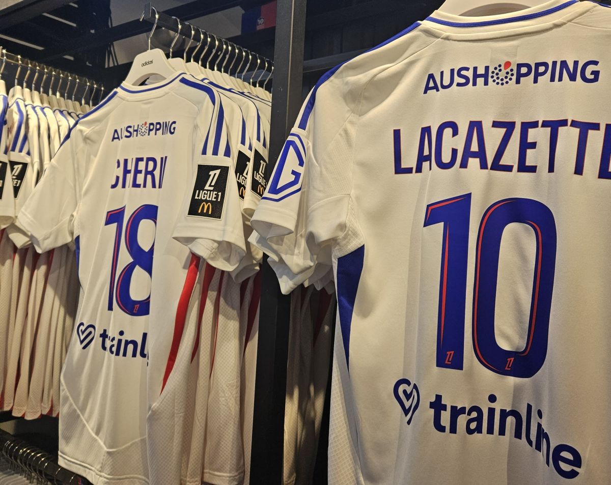 Ce n-au românii » 15 minute în magazinul oficial al lui Lyon pentru o concluzie: Vestul e încă departe de noi!