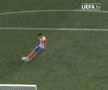 UEFA a publicat DOVADA VIDEO: Julian Alvarez a atins mingea cu ambele picioare!