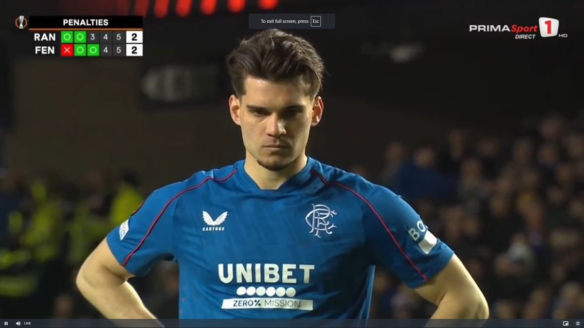 Corigent! Ianis Hagi, note de 3, 4 și 5 în presa internațională după penalty-ul ratat în Rangers - Fenerbahce