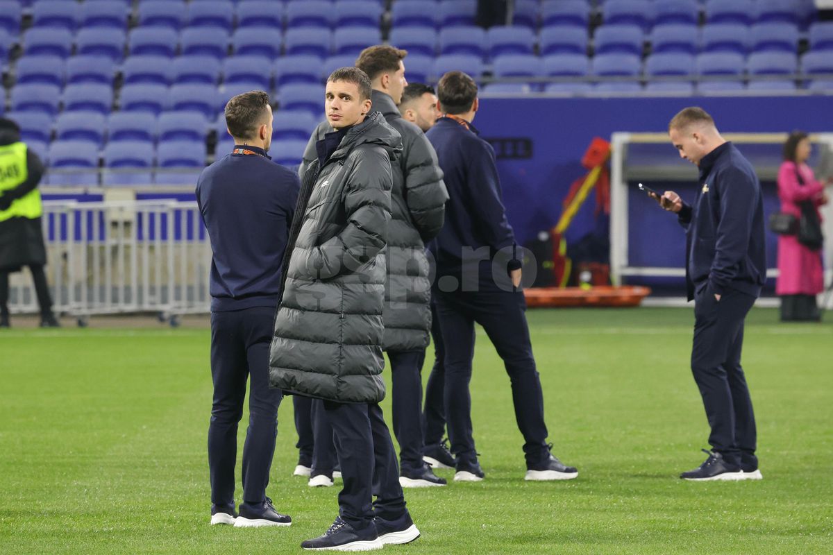 La unison! Cum au reacționat fotbaliștii campioanei FCSB când au pășit pe „Groupama Stadium”