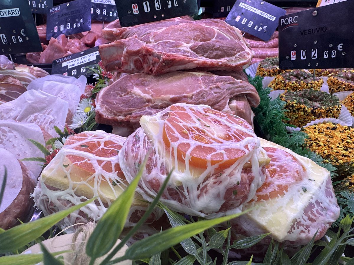 „E o libertate aparte aici, dar suntem cu gândul și la România” » La doi pași de Lyon, doi români și-au deschis afacerea care i-a dat gata pe francezi: „În perioadele bune, vindem și 100 kg. pe săptămână”