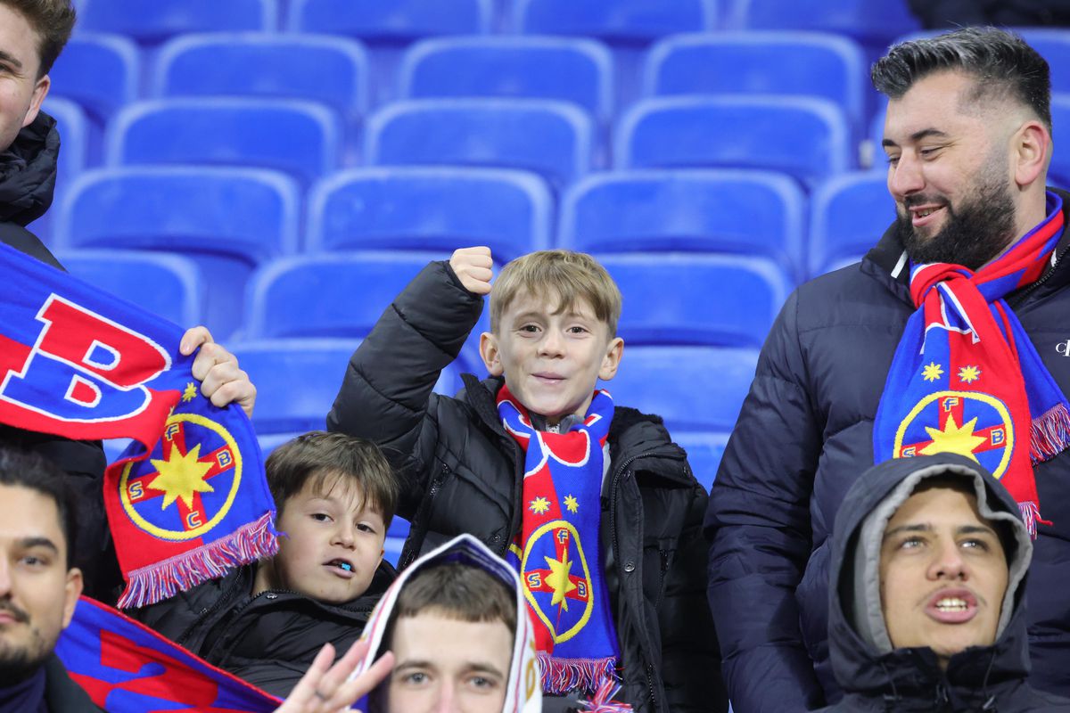 Lyon - FCSB, primele imagini de la firul ierbii