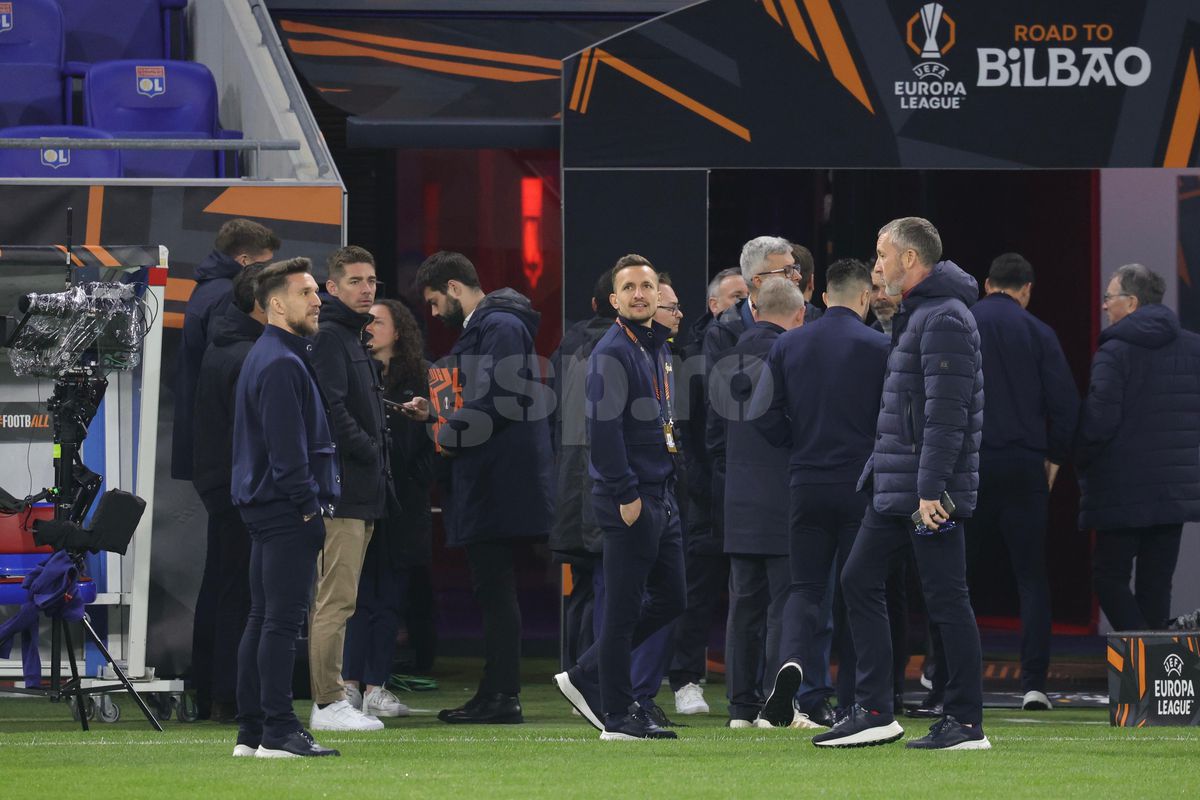 La unison! Cum au reacționat fotbaliștii campioanei FCSB când au pășit pe „Groupama Stadium”