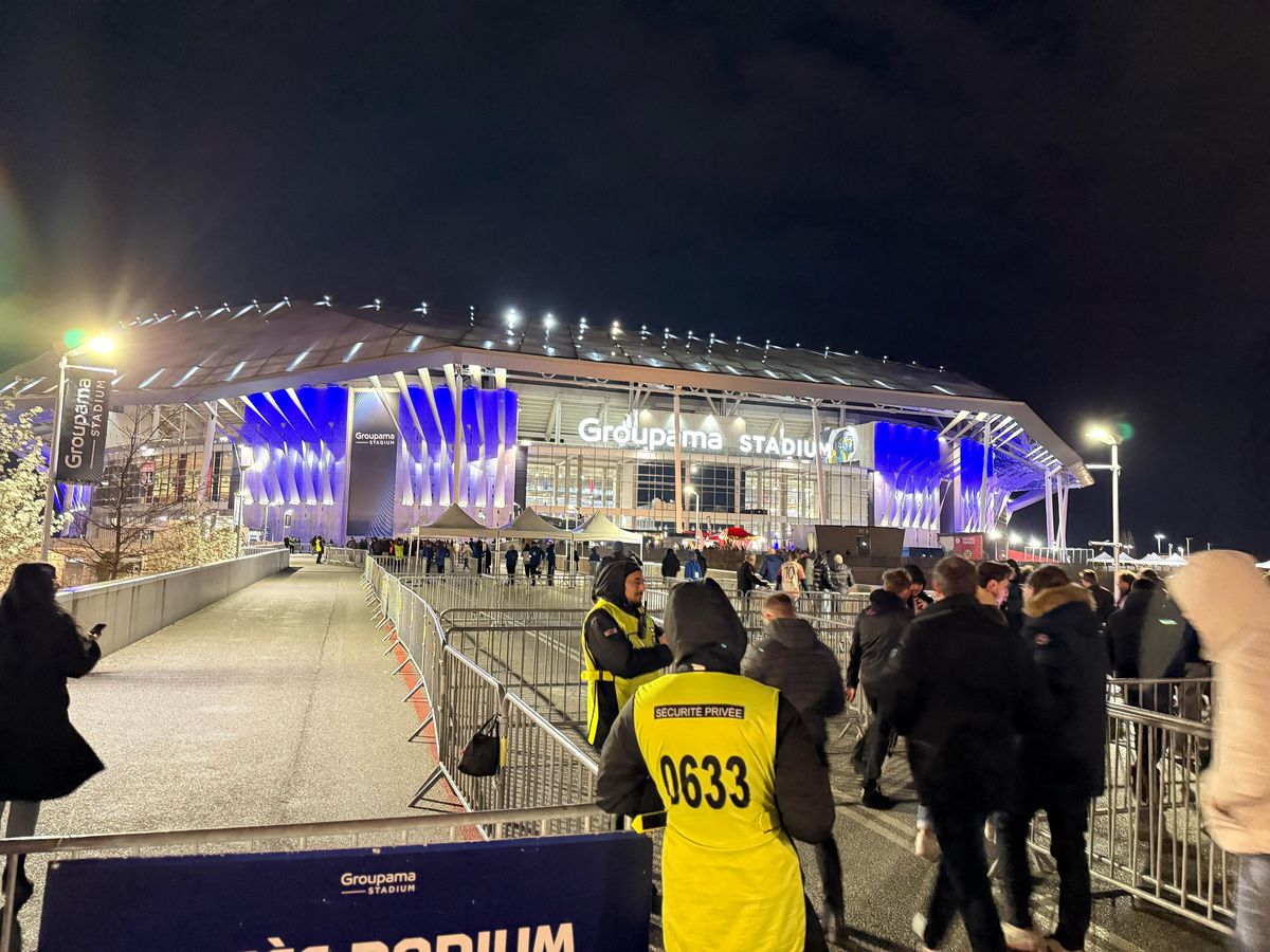 Imagini înainte de Lyon - FCSB