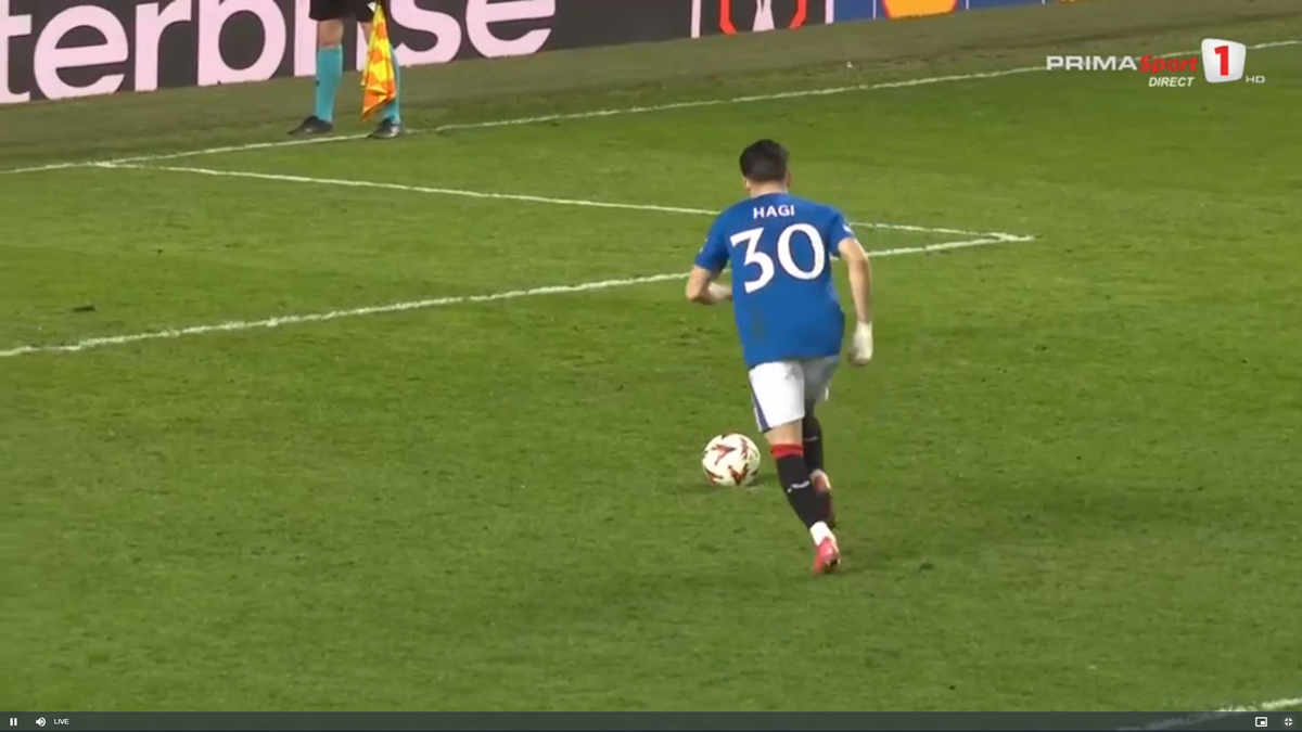 Corigent! Ianis Hagi, note de 3, 4 și 5 în presa internațională după penalty-ul ratat în Rangers - Fenerbahce