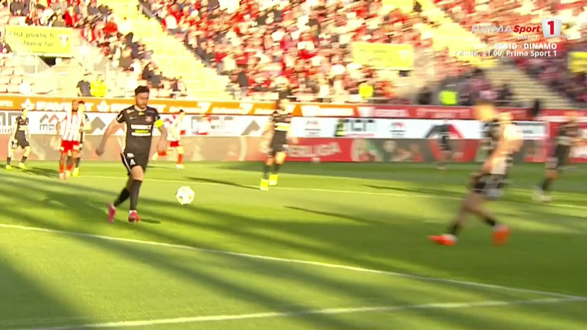 Autogol ANTOLOGIC în UTA - Hermannstadt! Faza va face înconjurul lumii
