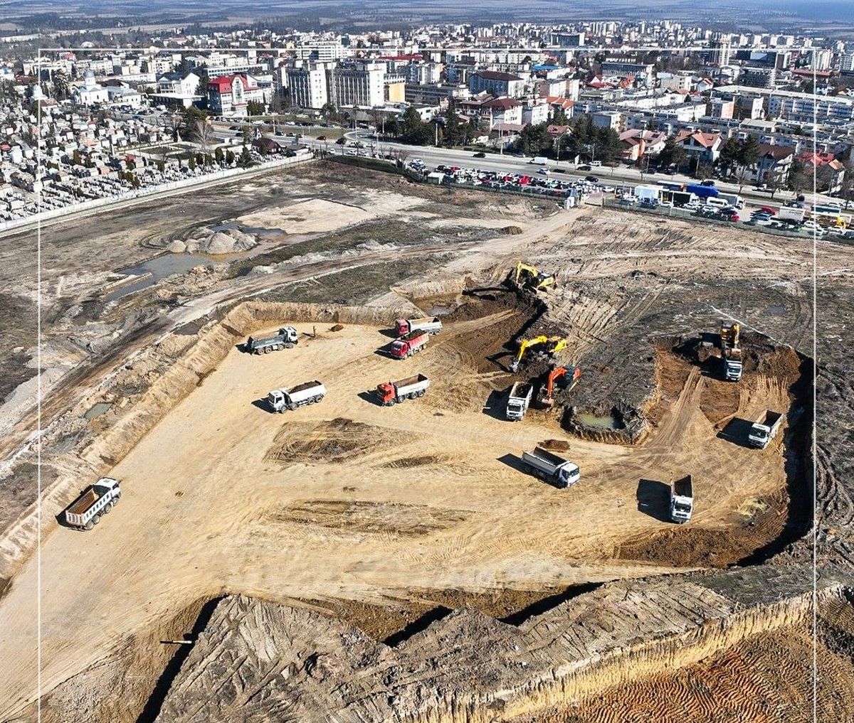 Imagini de pe șantierul stadionului de peste 100 de milioane de euro: „Se mișcă pământul. La propriu!”