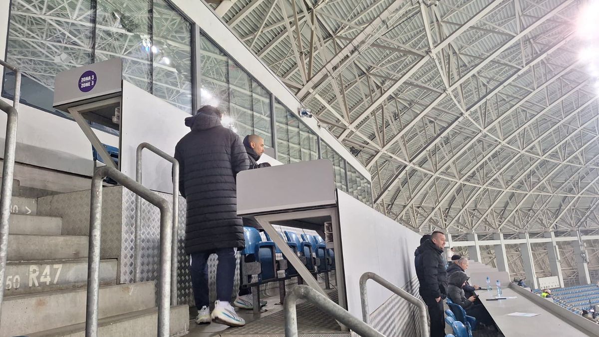 Ce s-a întâmplat cu Filipe Coelho la finalul meciului Universitatea Craiova - FC Argeș » Reacția galeriei oltenilor