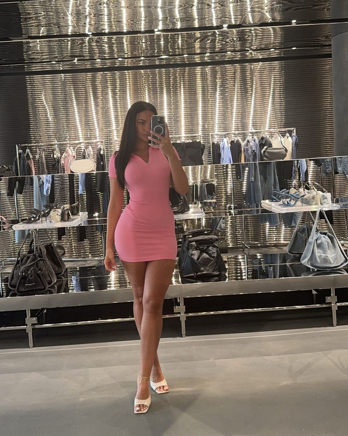 Sejla Dakovac, una dintre cele mai mari fane ale lui Novak Djokovic