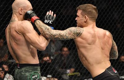 Conor McGregor s-a răzgândit și nu mai luptă cu Poirier! Dispută aprinsă între cei doi: „Vei plăti pentru asta, t***ă mică”